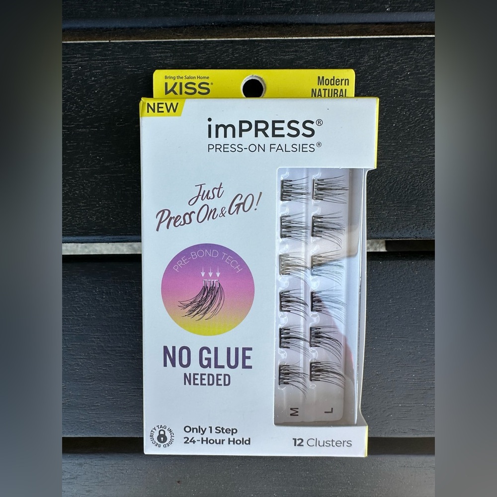 KISS impress Press-On Falsies Modern Natural Eyelashes
